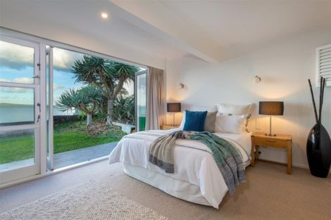 Photo of property in 2/259 Hurstmere Road, Takapuna, Auckland, 0622