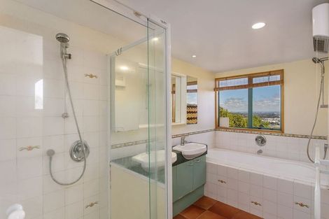 Photo of property in 5 Hatherly Lane, Mount Pleasant, Christchurch, 8081