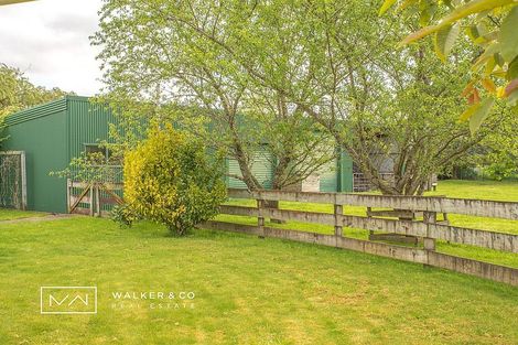 Photo of property in 15 Malcolm Gillies Grove, Totara Park, Upper Hutt, 5018