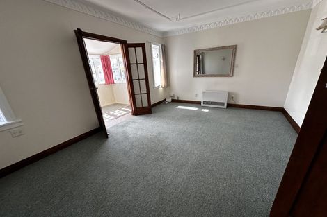 Photo of property in 2a Tennyson Street, Petone, Lower Hutt, 5012