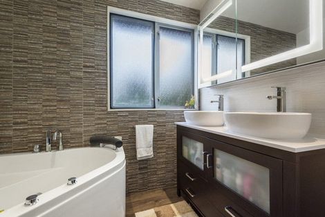 Photo of property in 514 Waitoki Road, Wainui, Silverdale, 0994