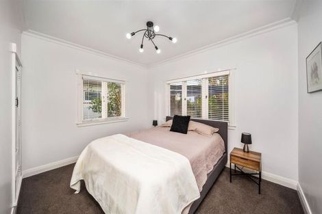 Photo of property in 18 Albion Street, Hawera, 4610