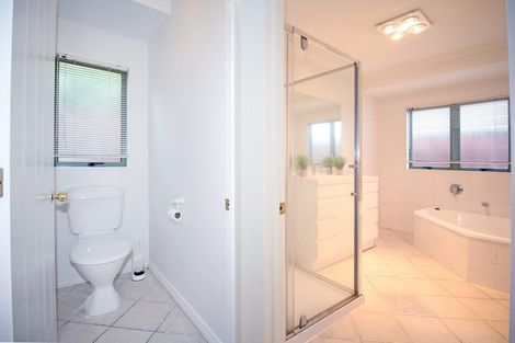 Photo of property in 1/4 Williams Avenue, Pakuranga, Auckland, 2010
