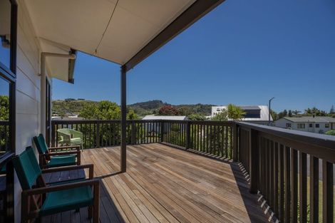 Photo of property in 1 Norfolk Place, Tairua, 3508