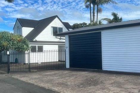 Photo of property in 17 Thurston Place, Bucklands Beach, Auckland, 2012