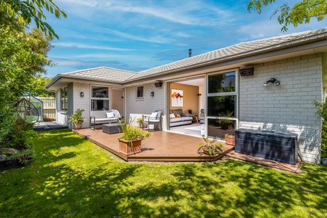 Photo of property in 83 Rannoch Drive, Broomfield, Christchurch, 8042