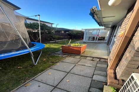 Photo of property in 1/133 Waimairi Road, Ilam, Christchurch, 8041