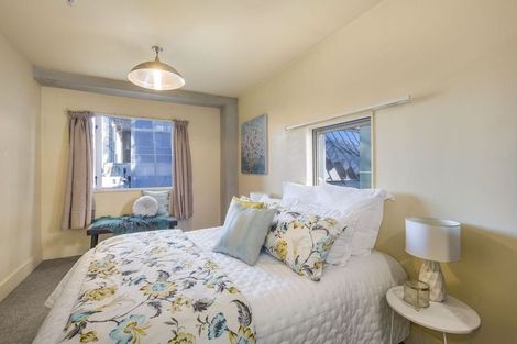 Photo of property in St Pauls Apartments, 44/43 Mulgrave Street, Thorndon, Wellington, 6011