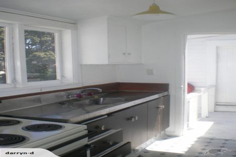 Photo of property in 5 Claremont Grove, Mount Victoria, Wellington, 6011