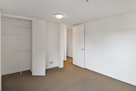Photo of property in Montreaux Apartments, 9d/164 The Terrace, Wellington Central, Wellington, 6011