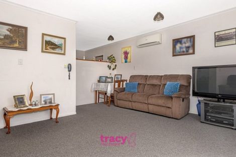 Photo of property in 2/23 Craig Road, Outer Kaiti, Gisborne, 4010