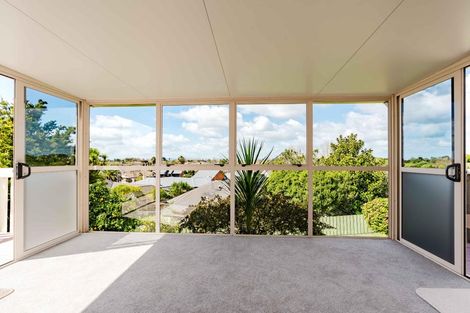 Photo of property in 82 Rototuna Road, Rototuna, Hamilton, 3210