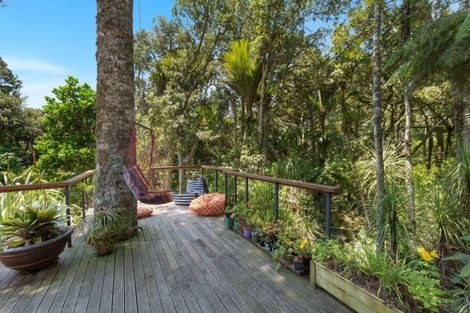 Photo of property in 128 Bodhisattva Road, Waitoki, Silverdale, 0994