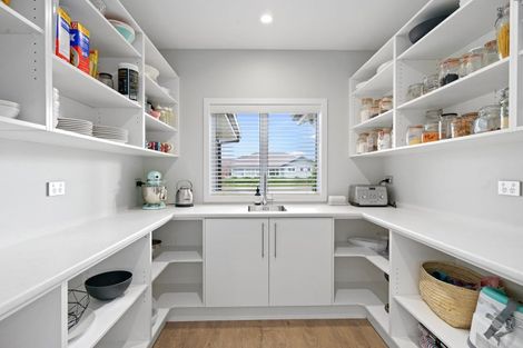 Photo of property in 50 Jarrett Terrace, Leamington, Cambridge, 3432