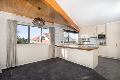 Photo of property in 29 Jubaea Place, Henderson, Auckland, 0610