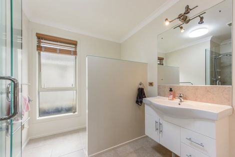 Photo of property in 12 Glentui Place, Waikawa, Picton, 7220