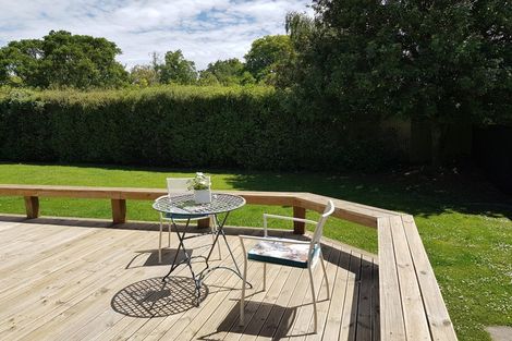 Photo of property in 18 James Cook Street, Havelock North, 4130