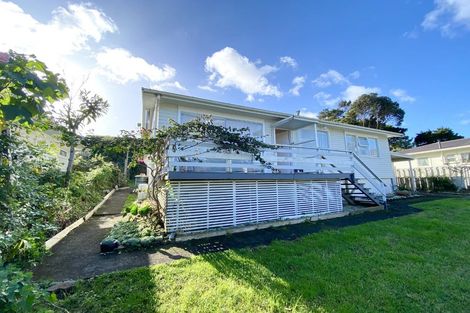 Photo of property in 58 Sylvia Road, Hillcrest, Auckland, 0627