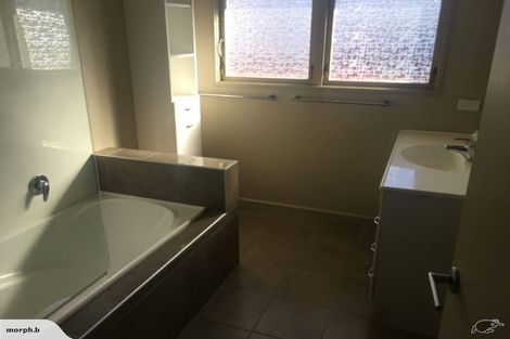 Photo of property in 33 Trigg Crescent, Taradale, Napier, 4112