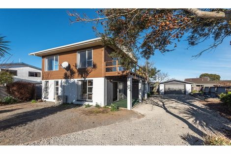 Photo of property in 26 Gibbs Drive, Woodend, 7610