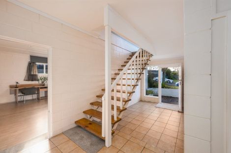 Photo of property in 59 Girrahween Drive, Totara Vale, Auckland, 0629