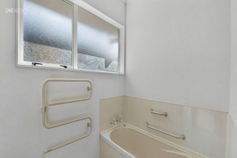 Photo of property in 1 Cumberland Court, Levin, 5510