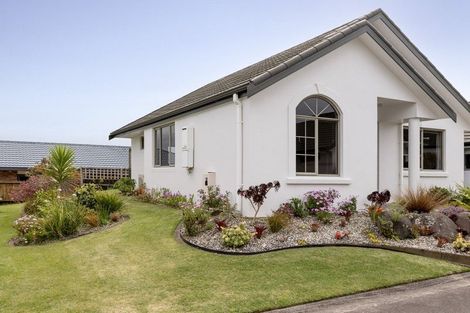 Photo of property in Orange Grove Village, 29/22 Pyes Pa Road, Pyes Pa, Tauranga, 3112