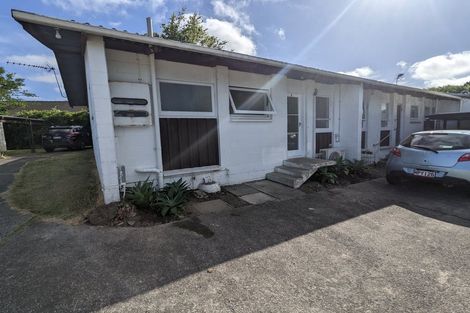 Photo of property in 1/37 Oriana Avenue, Lynfield, Auckland, 1042