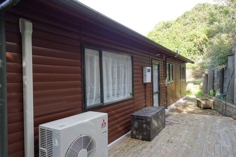 Photo of property in 7 Goddard Grove, Churton Park, Wellington, 6037