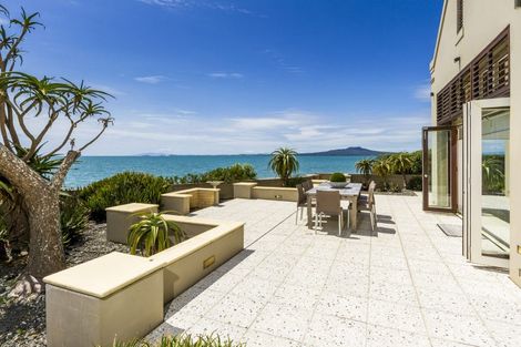 Photo of property in 3a Holiday Road, Milford, Auckland, 0620