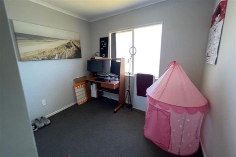 Photo of property in 14 Hawkley Close, Flat Bush, Auckland, 2019