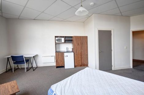 Photo of property in 5d Anzac Avenue, Dunedin Central, Dunedin, 9016