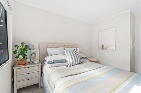 Photo of property in 34 Grand View Road, Leigh, 0985