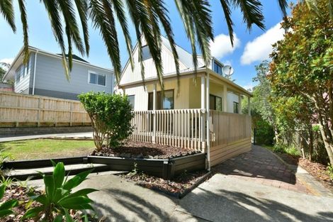 Photo of property in 1 Lucy Foster Lane, Red Beach, 0932