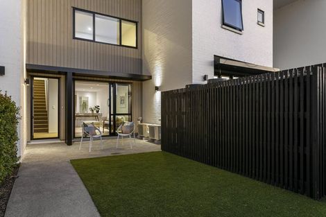 Photo of property in 28 Walter Merton Road, Hobsonville, Auckland, 0616