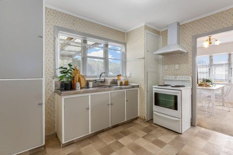 Photo of property in 15 Moohan Street, Wainuiomata, Lower Hutt, 5014