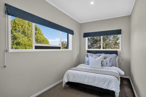 Photo of property in 873 Waitakere Road, Kumeu, 0891