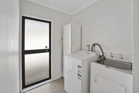 Photo of property in 1/51 Henry Street, Ebdentown, Upper Hutt, 5018