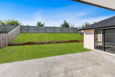 Photo of property in 15 Fountain Place, Rolleston, 7614