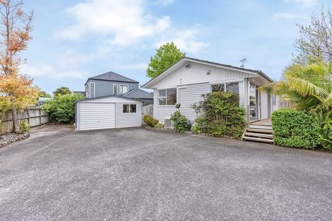 Photo of property in 1/7 Studfall Street, Pakuranga Heights, Auckland, 2010