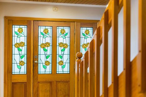 Photo of property in 2/54 Queens Grove, Hutt Central, Lower Hutt, 5010