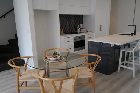 Photo of property in 4 Hoiho Road, Pukekohe, 2120