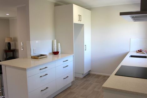 Photo of property in Regency Park, 33/3a Brent Road, Owhata, Rotorua, 3010