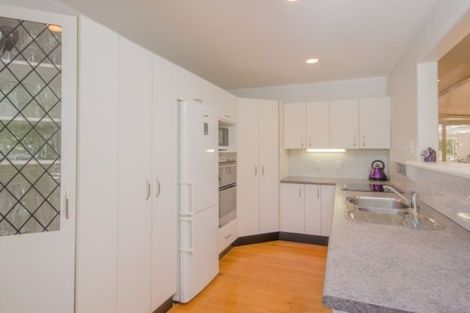 Photo of property in 3 Thuja Street, Green Bay, Auckland, 0604