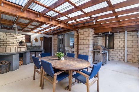 Photo of property in 30 Pine Harbour Parade, Beachlands, Auckland, 2018