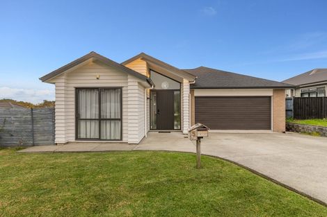 Photo of property in 5 Ara Kakara Avenue, Huapai, Kumeu, 0810