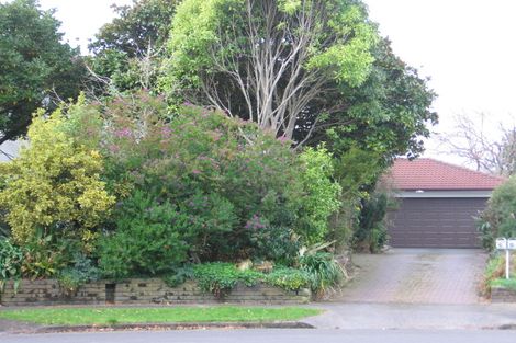 Photo of property in 28 Erin Street, Hokowhitu, Palmerston North, 4410