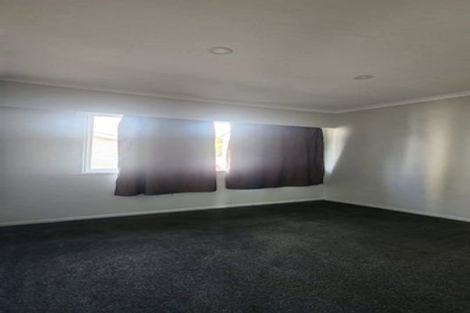 Photo of property in 8 Martin Road, Manurewa, Auckland, 2102