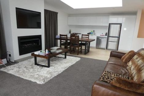 Photo of property in 12 Highlands Close, Queenstown, 9300