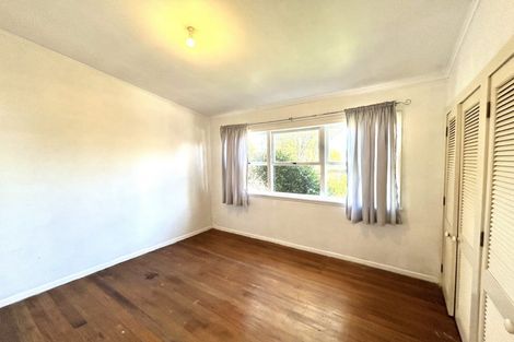 Photo of property in 1/41 Aeroview Drive, Beach Haven, Auckland, 0626
